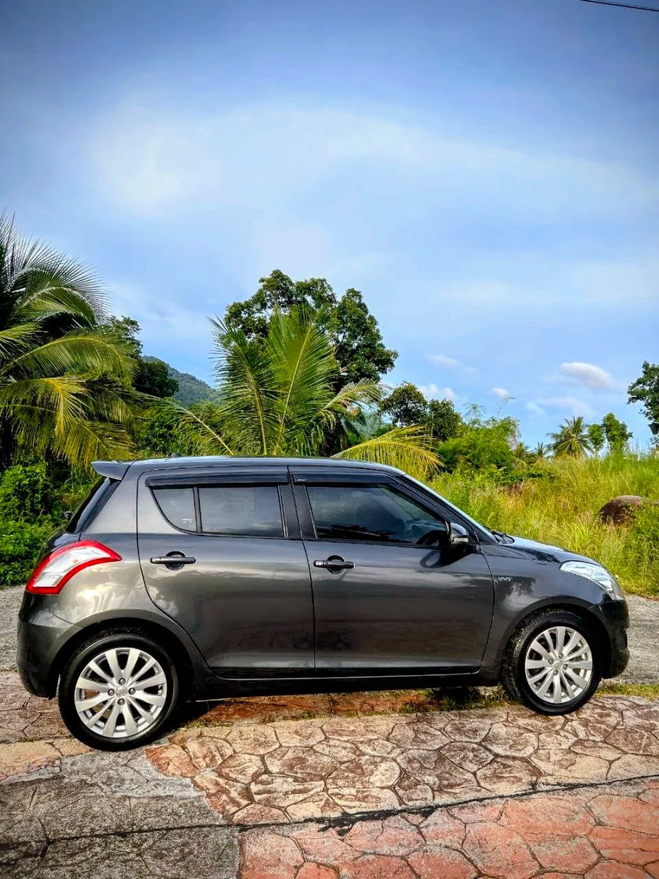 Suzuki Swift 2015 rental in Phuket — photo 3