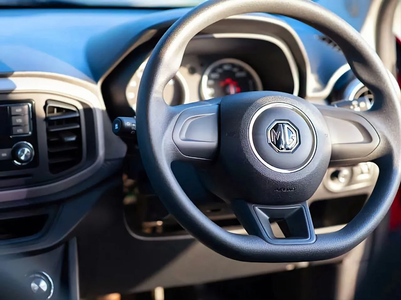 MG 3 2018 rental in Phuket — photo 4