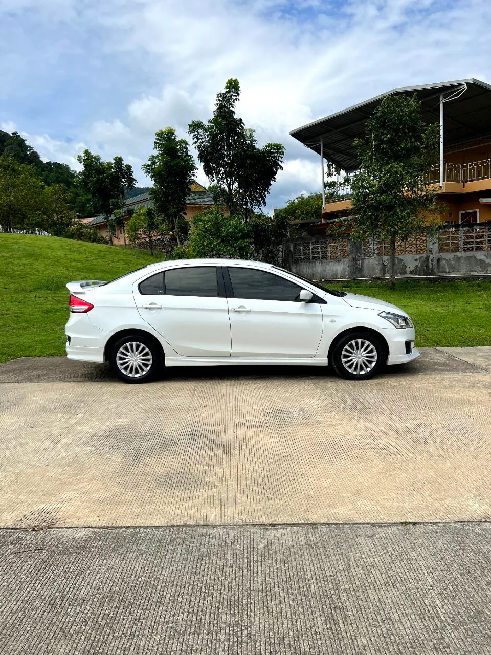 Suzuki Ceaz 2019 rental in Phuket — photo 3