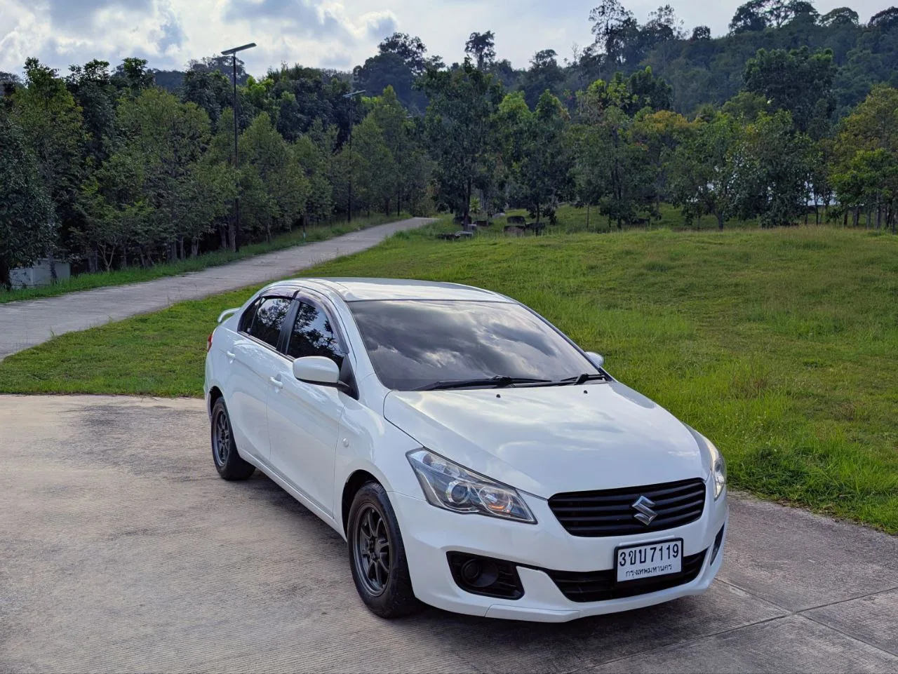Suzuki Ceaz 2019 rental in Phuket — photo 2