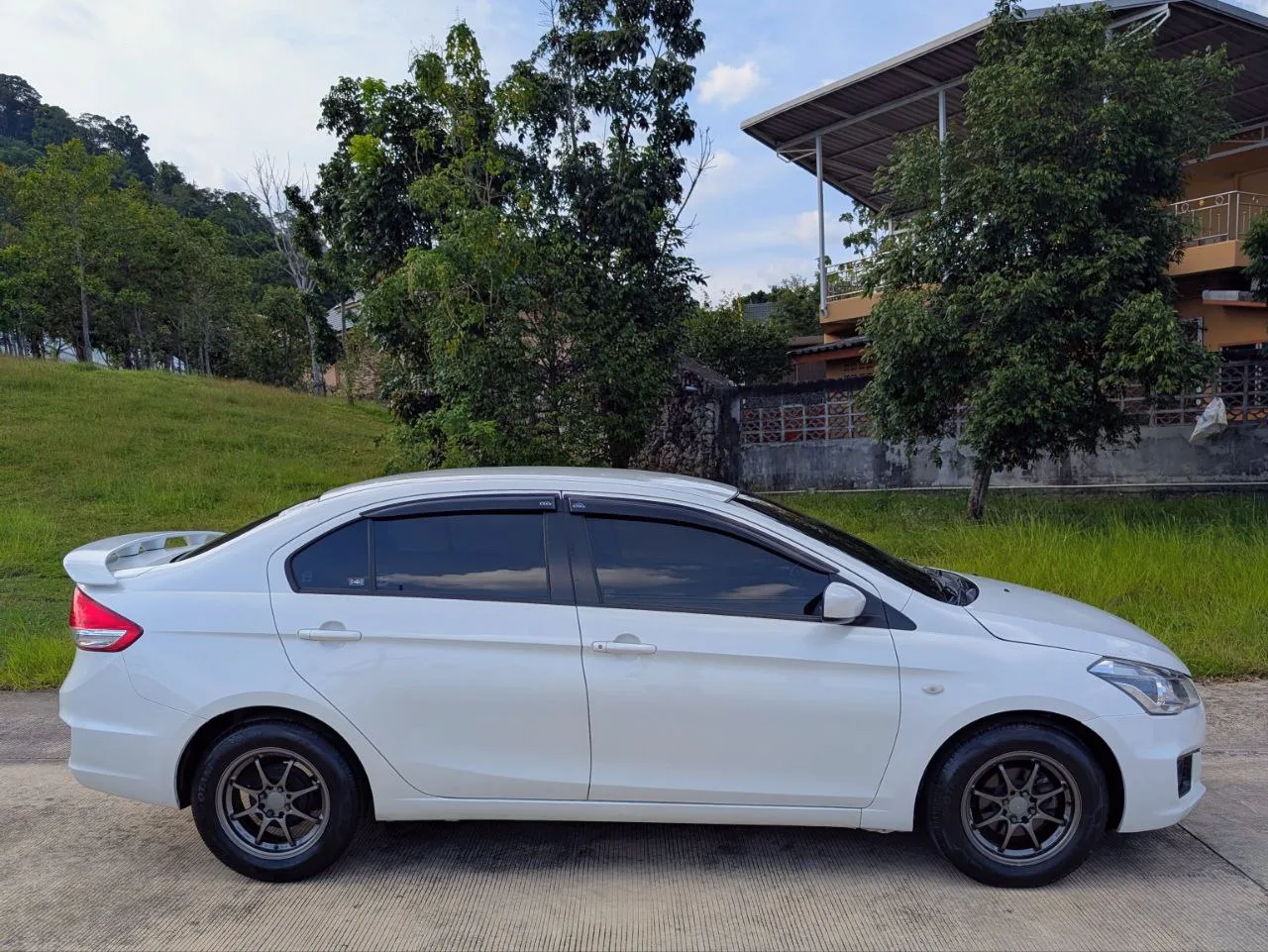 Suzuki Ceaz 2019 rental in Phuket — photo 3