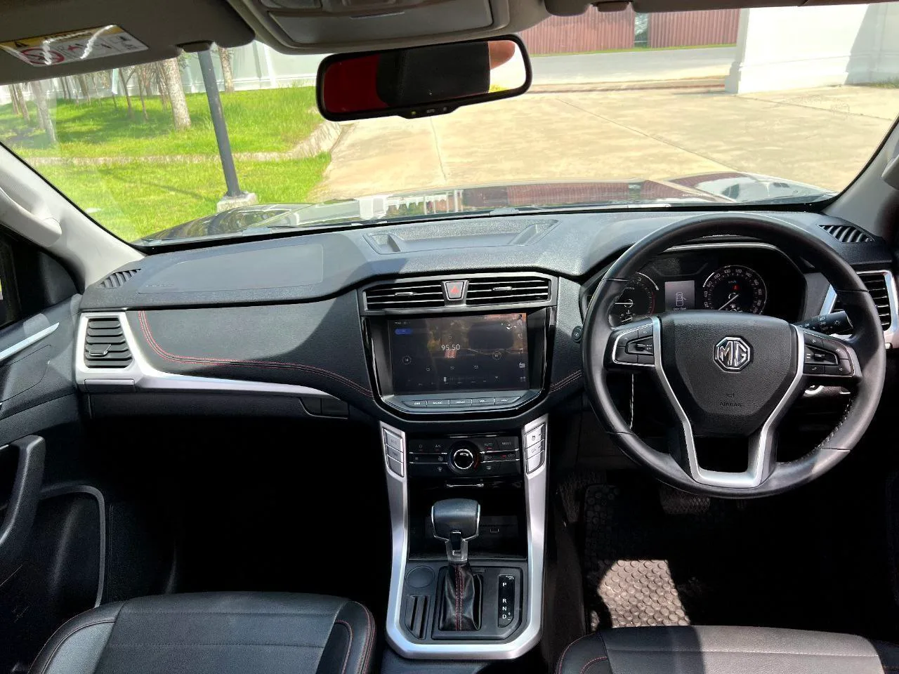 MG Extender 2021 rental in Phuket — photo 5