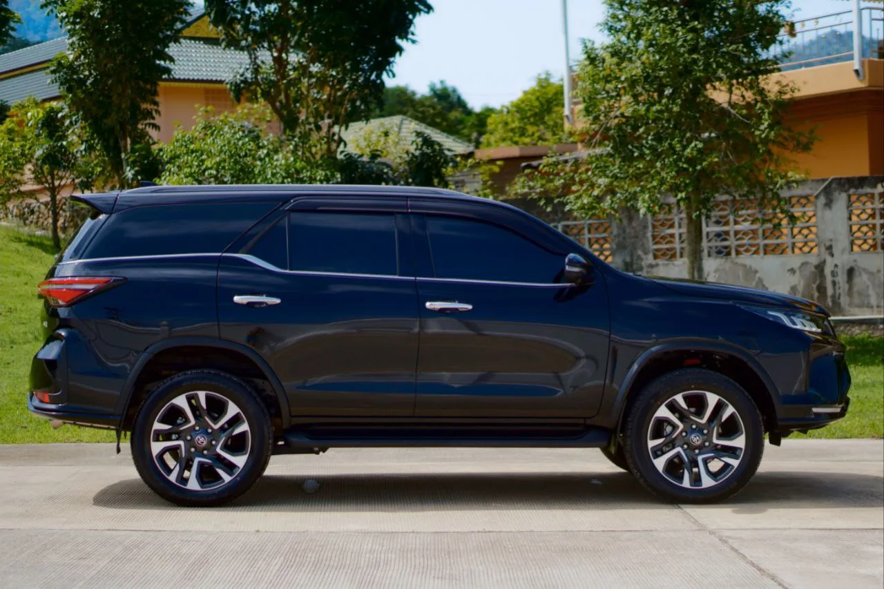Toyota Fortuner 2022 rental in Phuket — photo 3