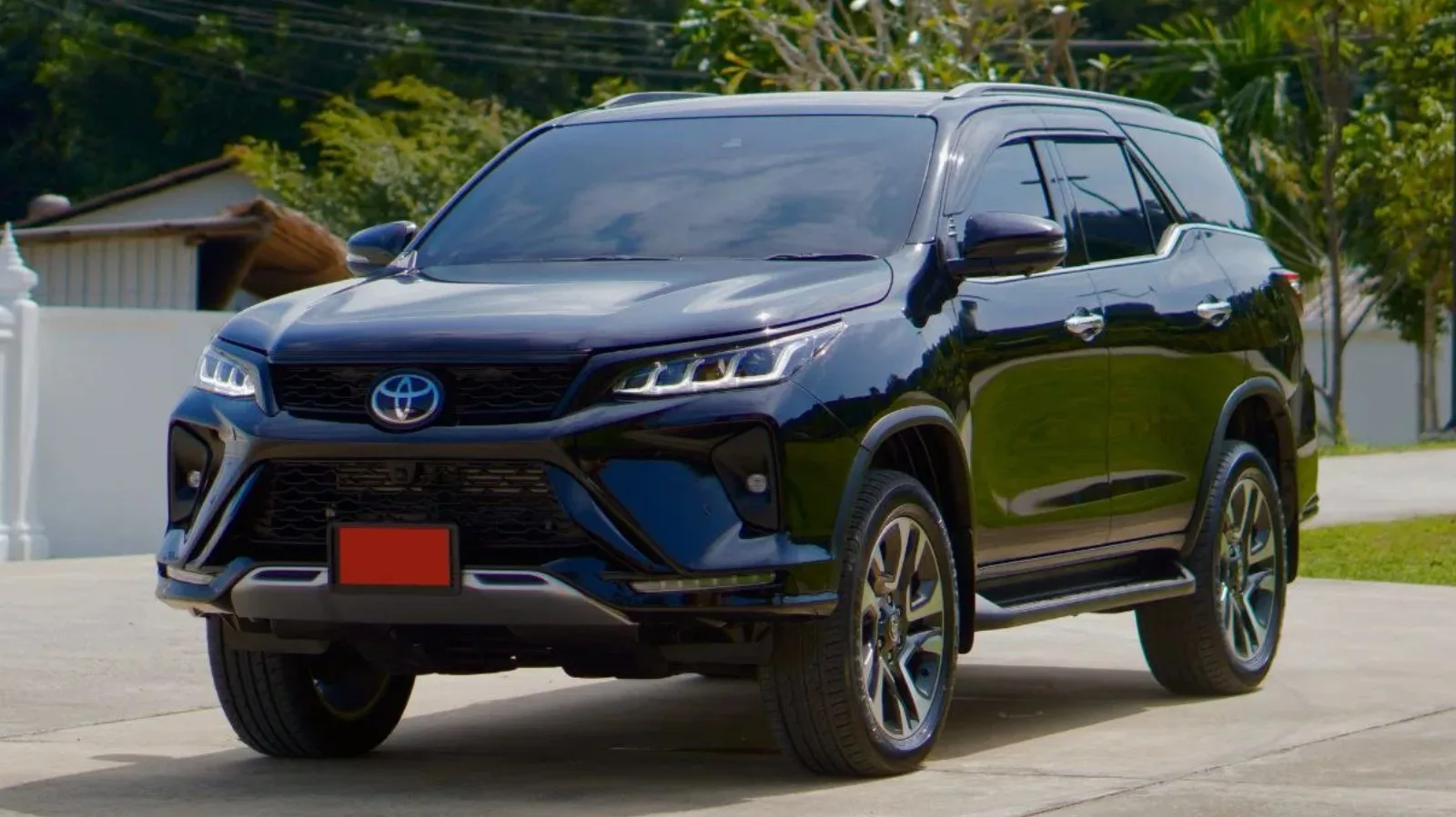 Toyota Fortuner 2022 rental in Phuket — main photo