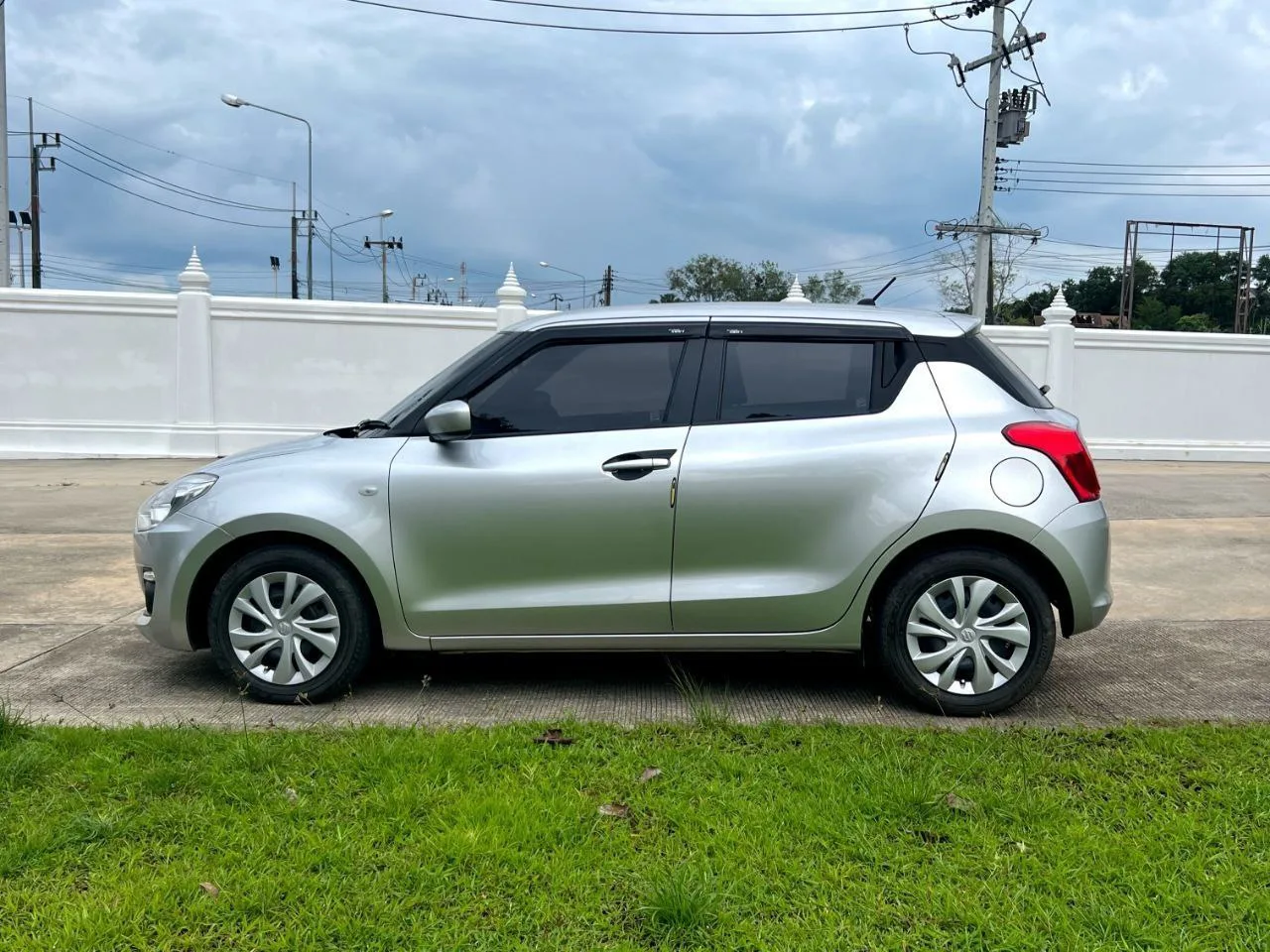 Suzuki Swift 2019 rental in Phuket — photo 3