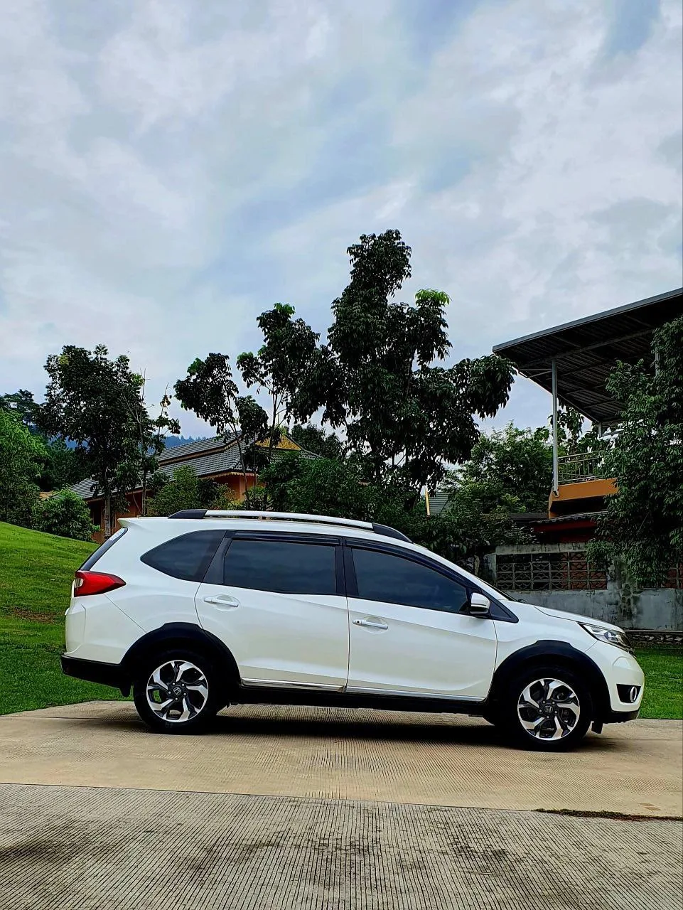 Honda B-rv 2016 rental in Phuket — photo 3