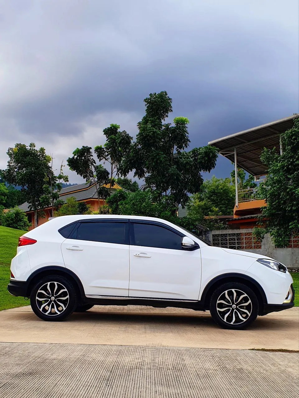 MG GS 2016 rental in Phuket — photo 3