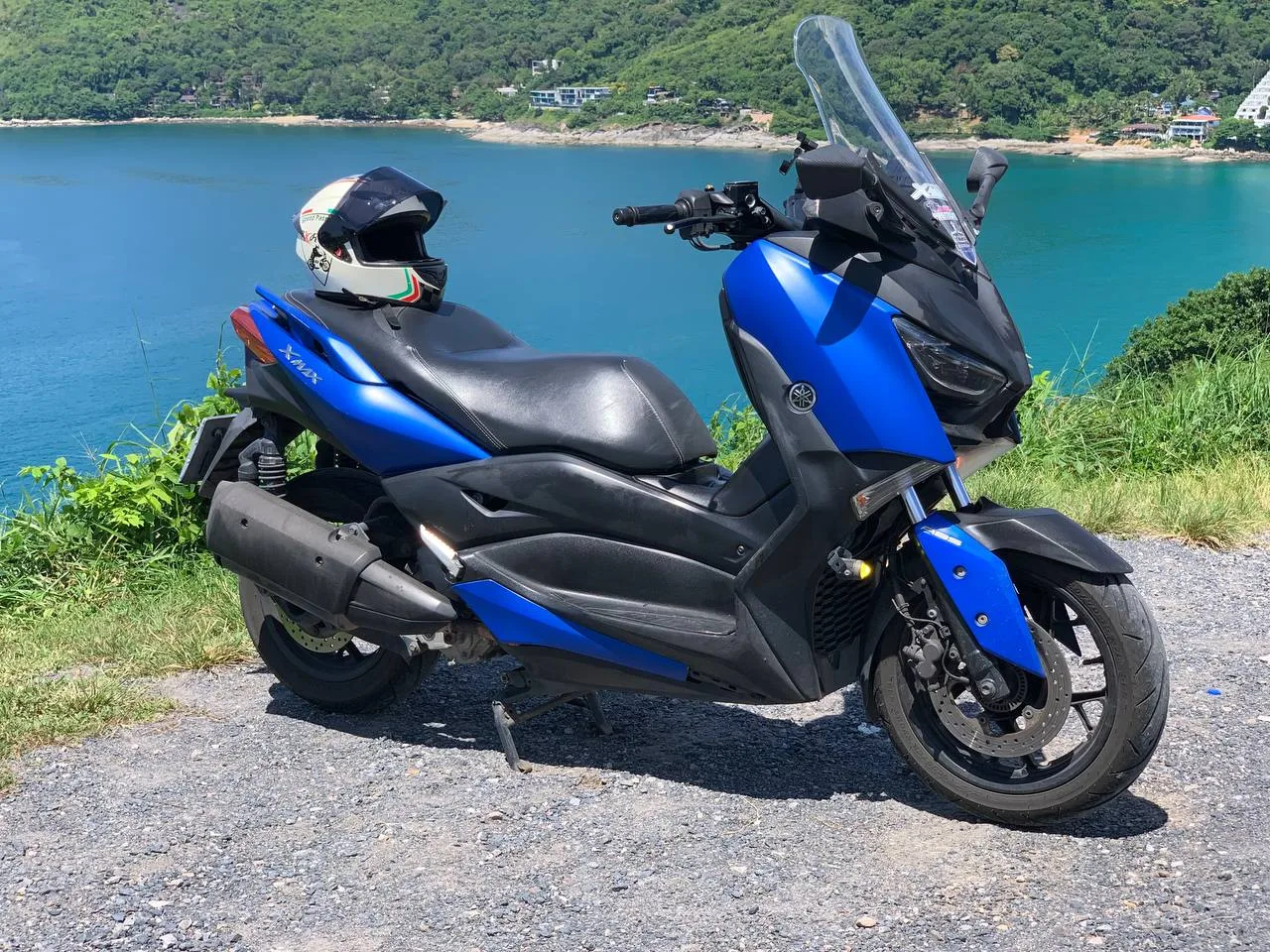 Yamaha XMAX 300 2019 rental in Phuket — photo 2