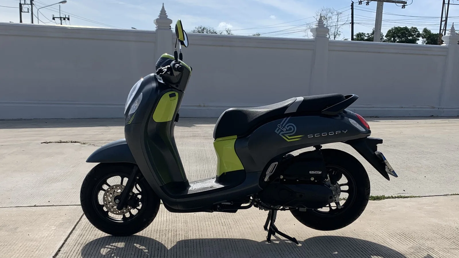 HONDA Scoopy 110 1998 rental in Phuket — main photo