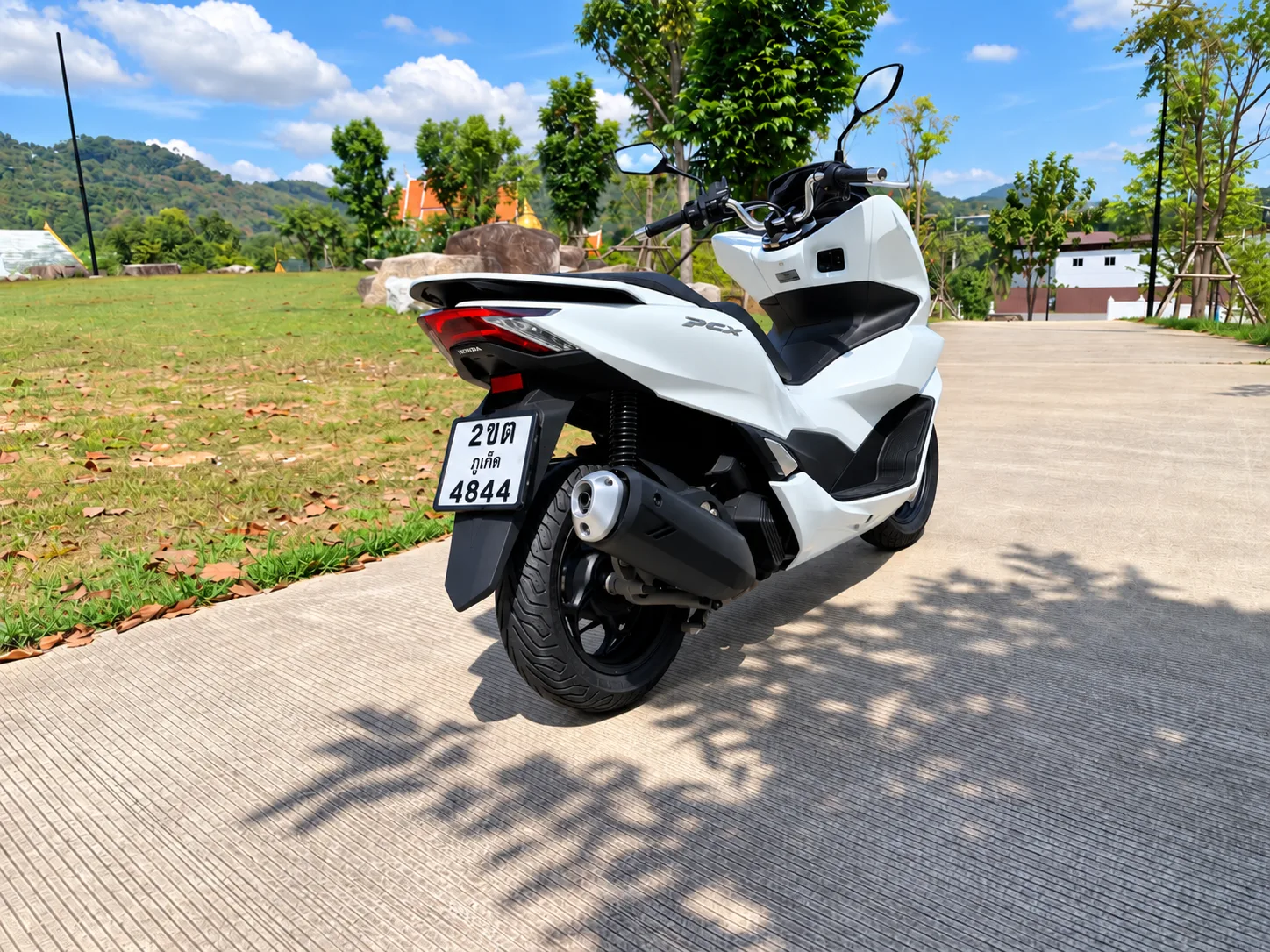HONDA PCX 160 2022 rental in Thailand — photo 8