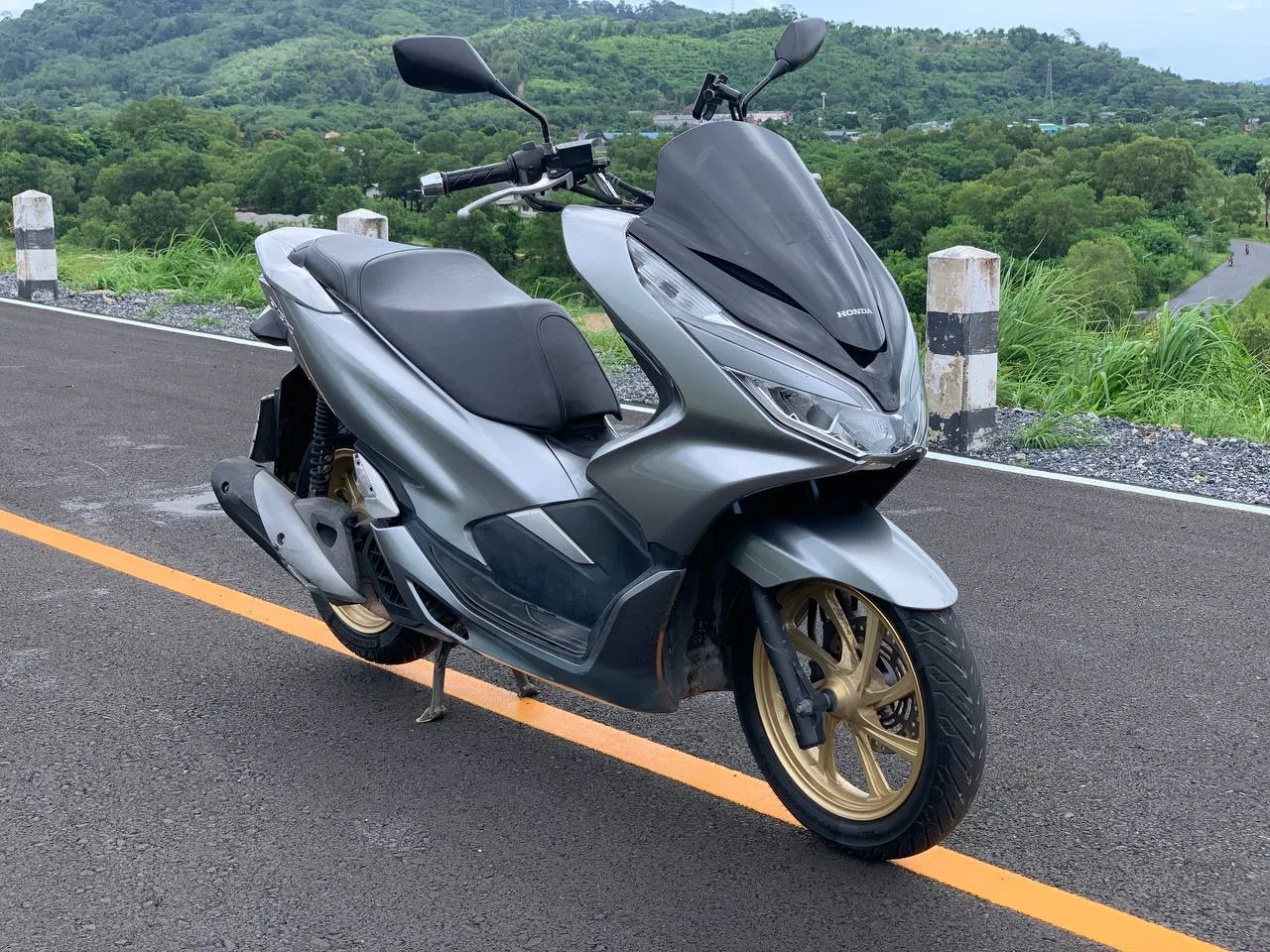 HONDA PCX 150 2019 rental in Phuket — photo 4