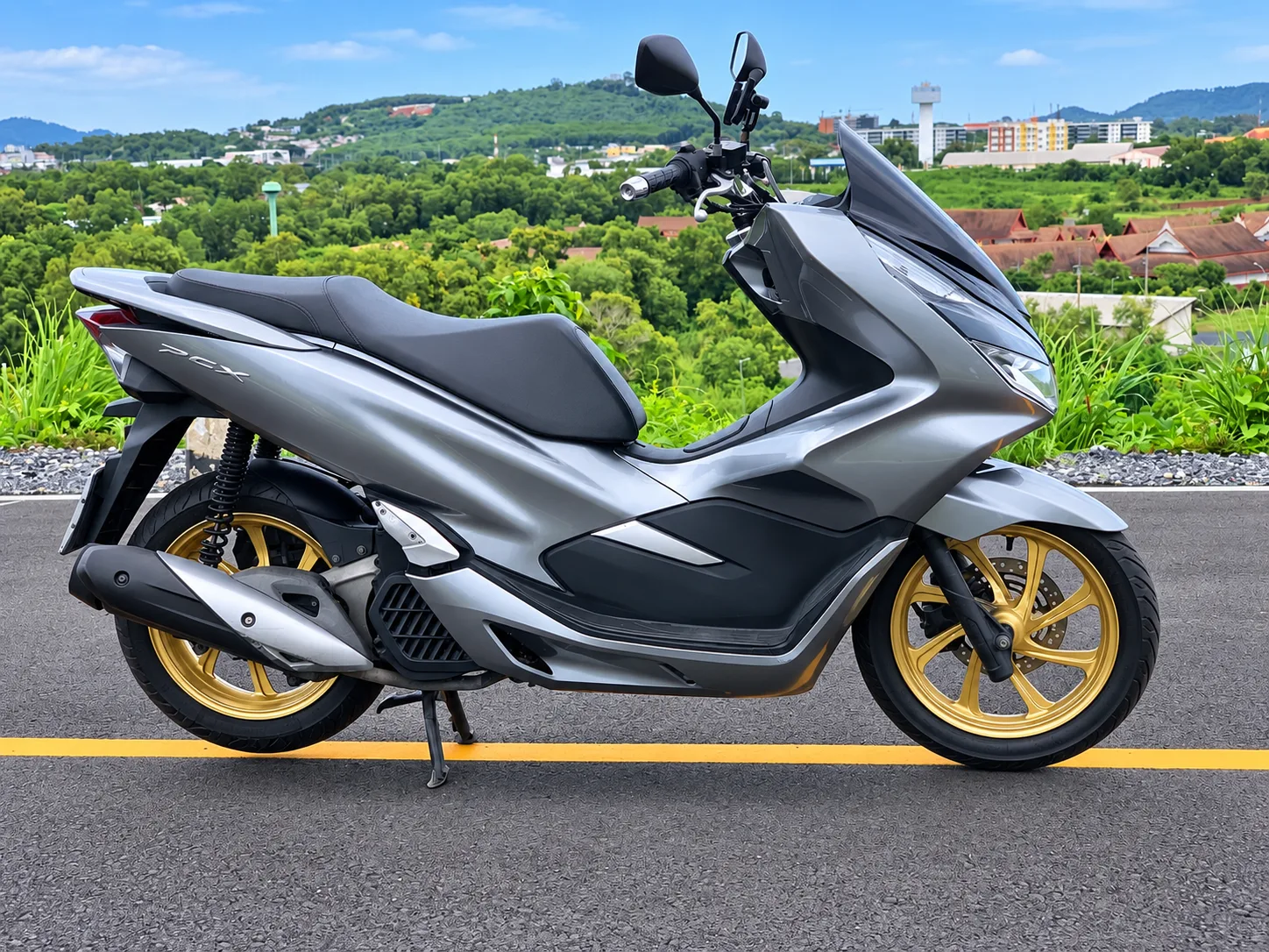 HONDA PCX 150 2019 rental in Thailand — photo 5