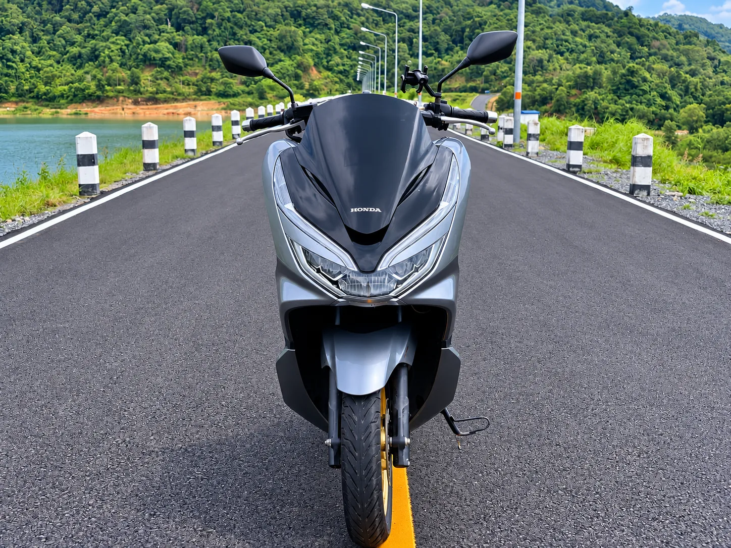 HONDA PCX 150 2019 rental in Thailand — photo 6