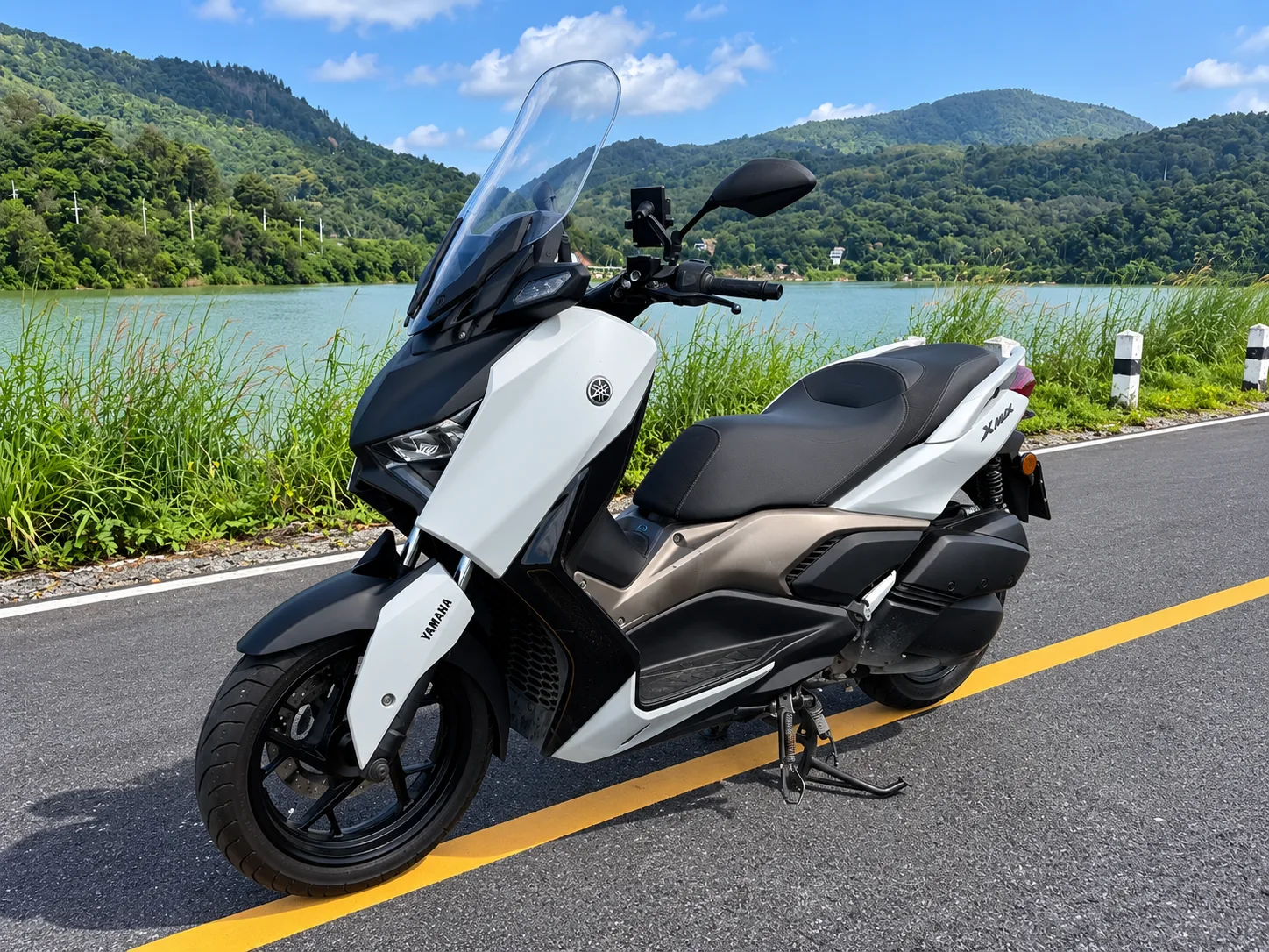 Yamaha XMAX 2023 rental in Thailand — photo 2