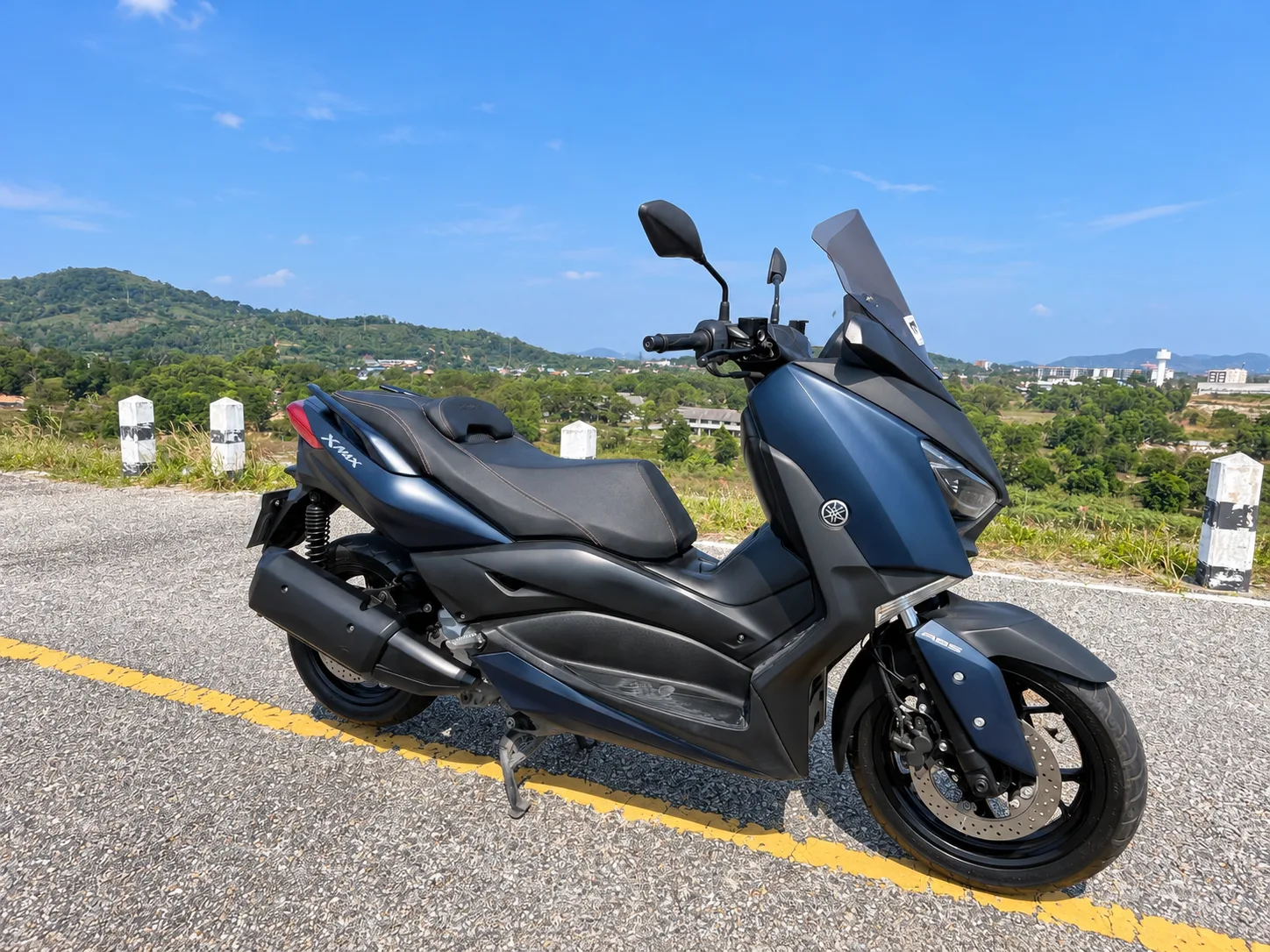 YAMAHA XMAX 300 2021 rental in Thailand — photo 5