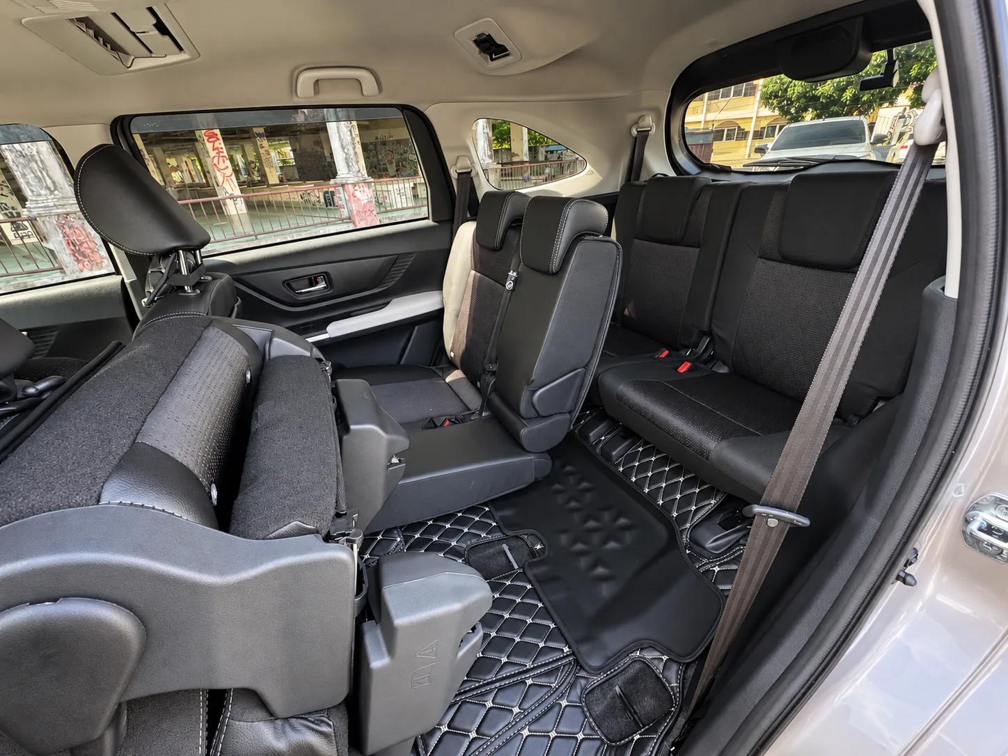 Toyota VELOZ 2026 rental in Thailand — photo 12